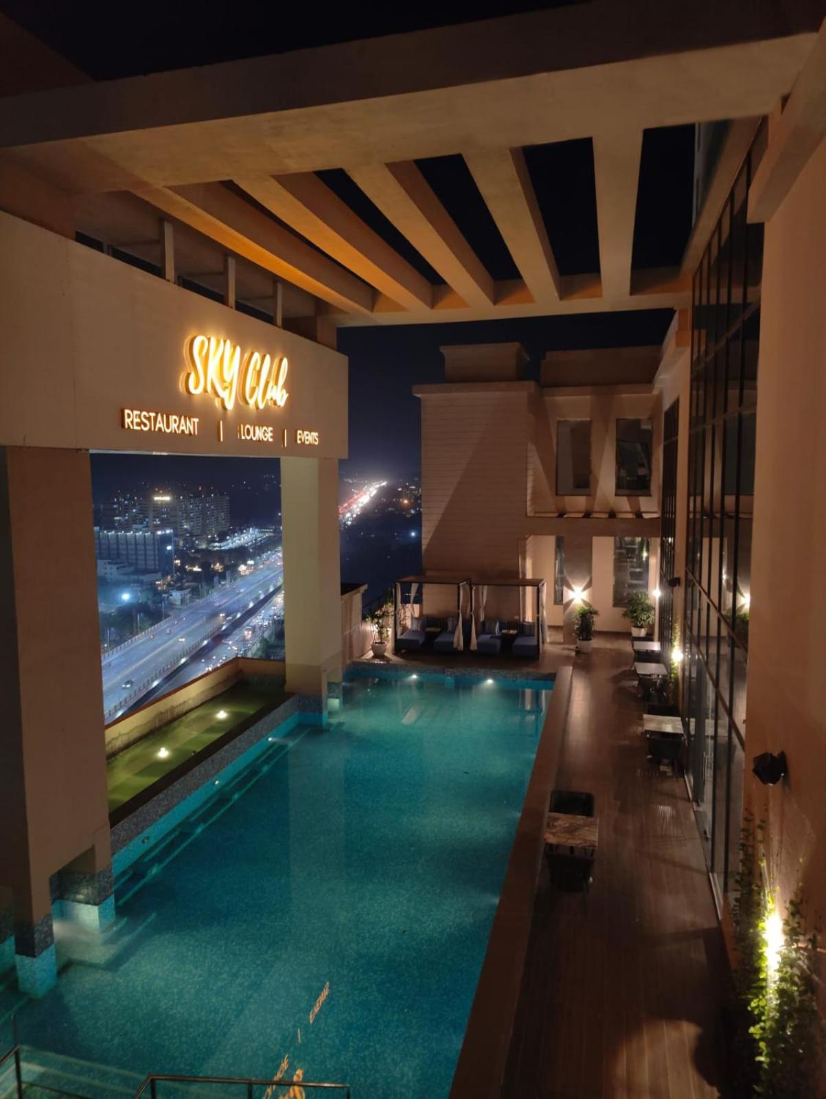 גורגאון Rhythm Gurugram Hotel & Suites, Sohna Road מראה חיצוני תמונה